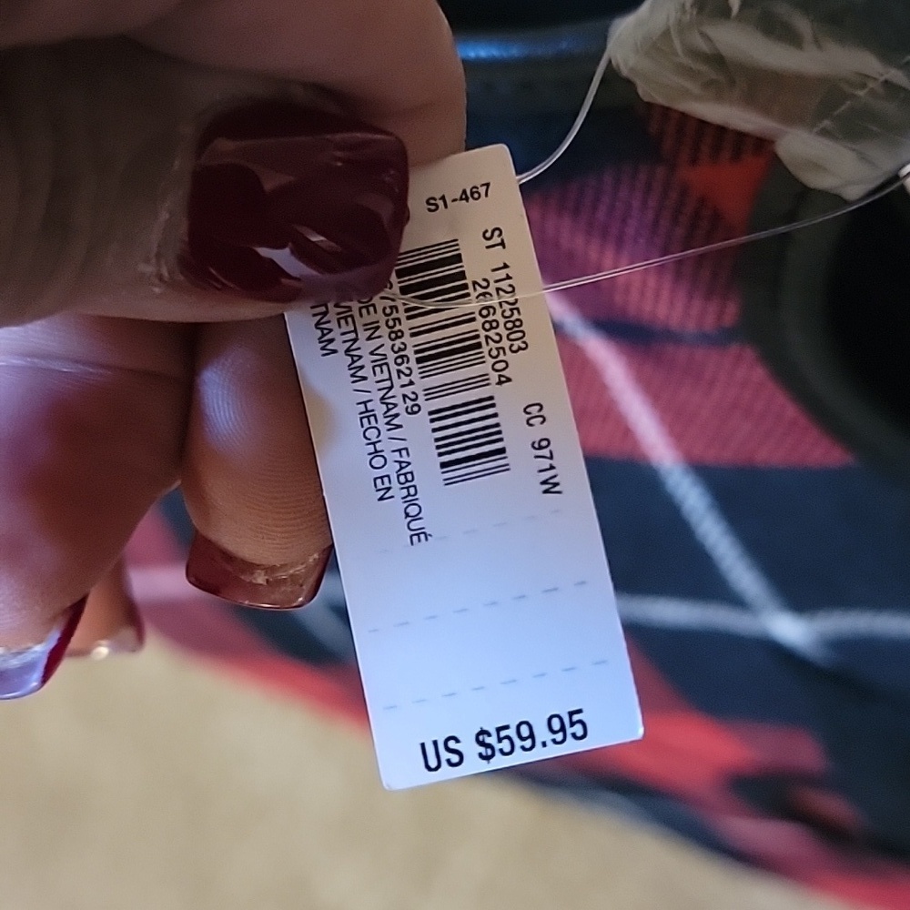 Victoris Secret Tote - Picture 2 of 4